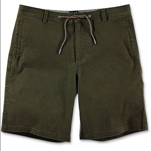 Darvus Gavin Olive Chino Shorts!